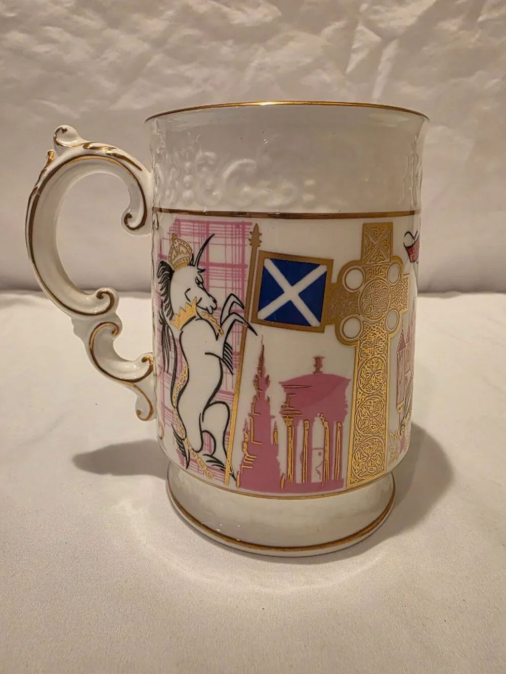 COALPORT ENGLAND VINTAGE THE SCOTTISH SCENE BONE CHINA MUG GOLD GILT TRIM